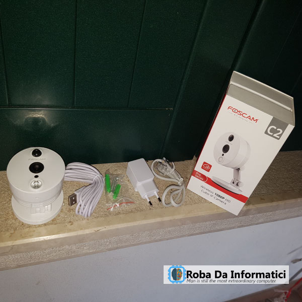 foscam c2 contenuto della confezione