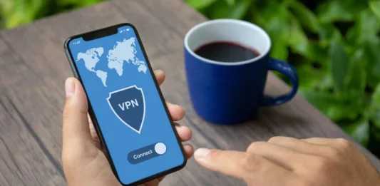 VPN su smartphone: come proteggere la privacy nelle connessioni mobili VPN su smartphone: come proteggere la privacy nelle connessioni mobili